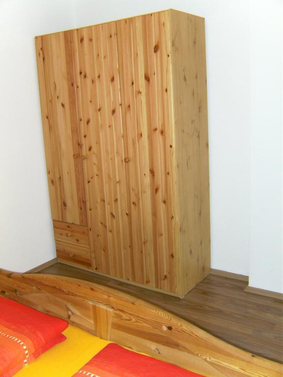 Ferienwohnung Gruber Fügen Szoba fotó